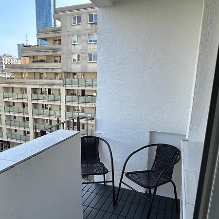Apartment With Workspace *