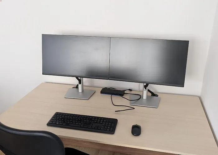 Apartament With Workspace